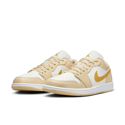 Womens Air Jordan 1 Low Shoe