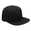 Mens Chicago Bulls Classic Triple Black Snapback Cap