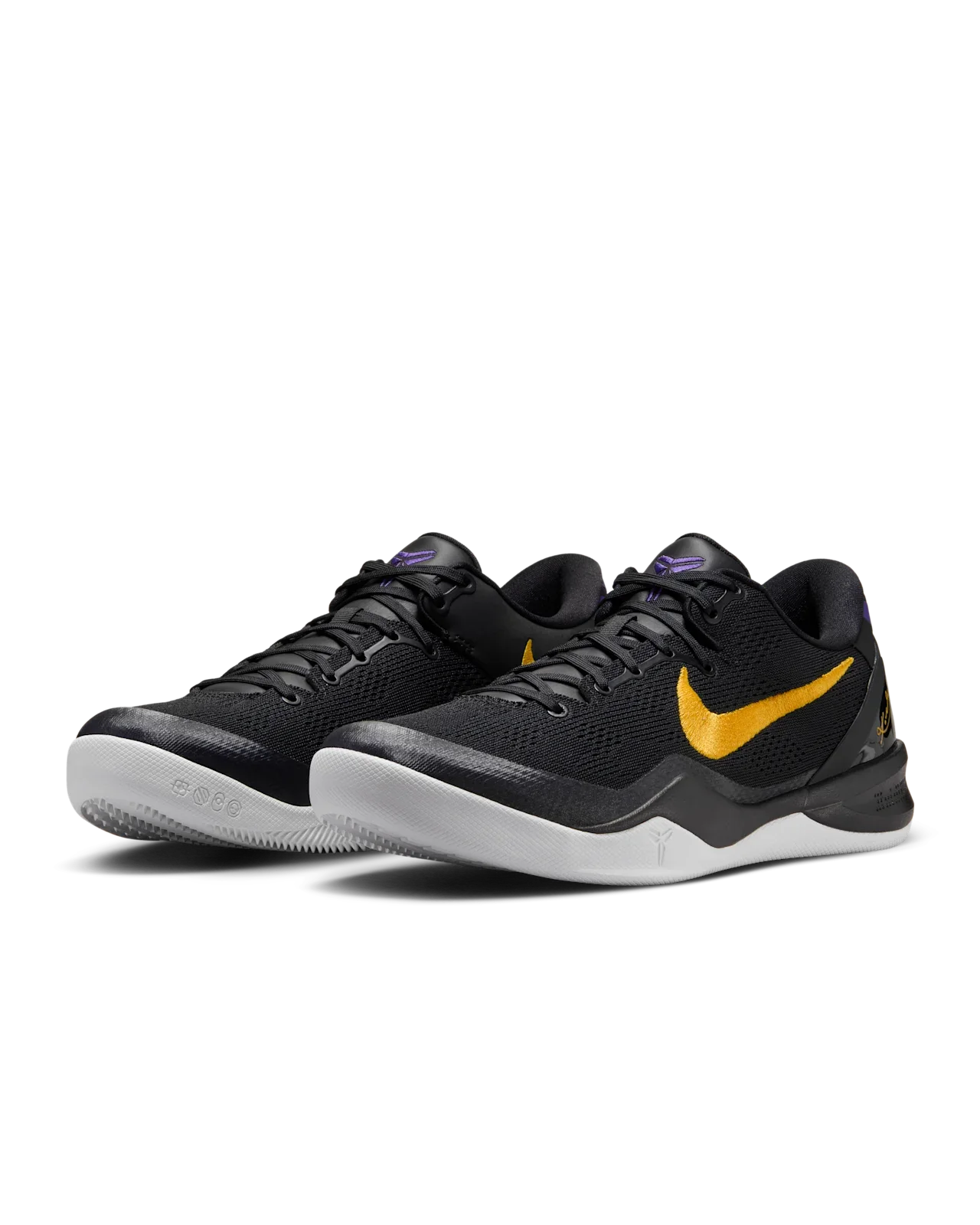 Mens Kobe Team Bank Basketball Shoe