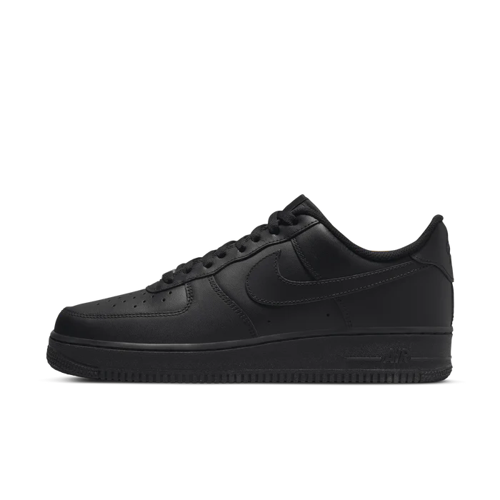 Air Force 1 07 LE Shoe